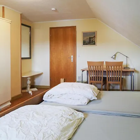 Casa vacanze In With Kitchen Lunebach