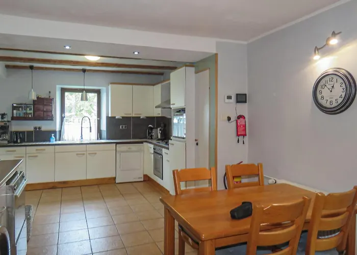 בית נופש In With Kitchen *